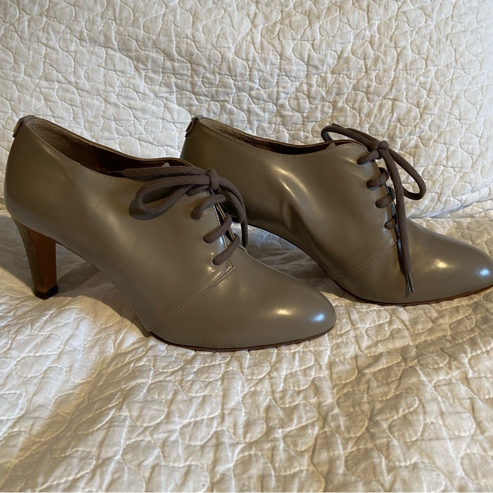 NEW Chloe Ankle Boots SIze 38